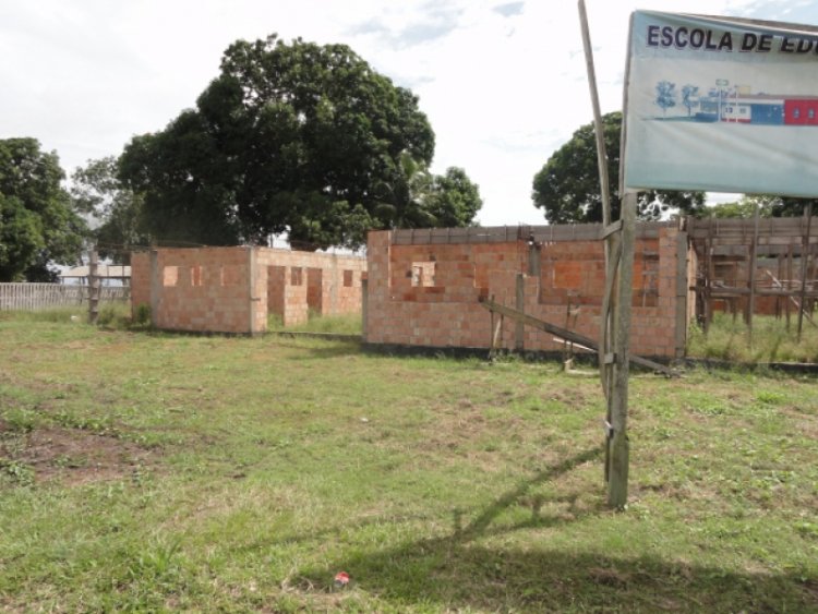 Mesmo com obras interrompidas, Autazes contrata nova creche financiada pelo FNDE