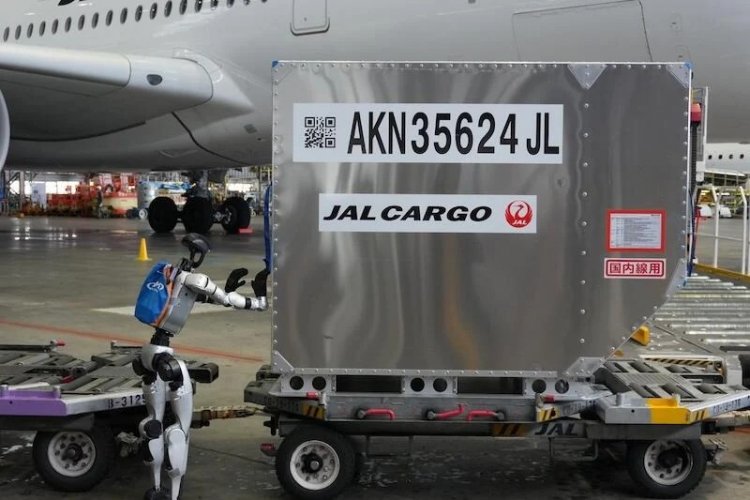 Robôs humanoides são os novos “funcionários” de aeroporto no Japão