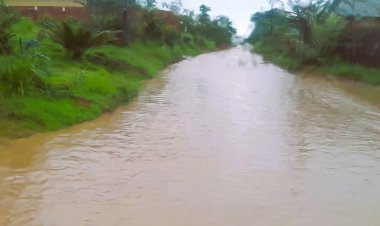 CHUVAS ESCANCARAM PROBLEMAS DE INFRAESTRUTURA E DEIXAM MORADORES DE AUTAZES EM DESESPERO